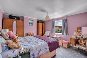 Photo 19- click for photo gallery